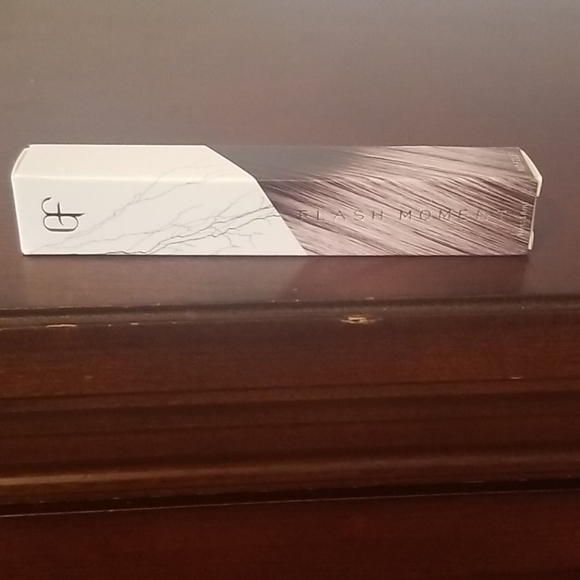 👩 Flash Moment hair finishing cream - Picture 1 of 4